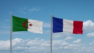 الخارجية الجزائرية تستدعي السفير الفرنسي و توجه له “إحتجاجا شديد اللهجة”