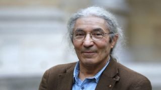 الجزائر تواصل احتجاز بوعلام صنصال وتمنع الزيارات القنصلية