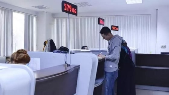 جودة الخدمات الإدارية: آراء إيجابية للأسر في سنة 2024