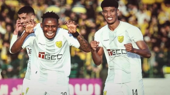 المغرب الفاسي يواصل التألق ويُعمّق جراح اتحاد تواركة بثلاثية نظيفة