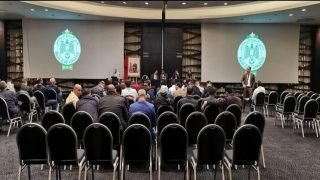 استقالات مفاجئة تُربك الرجاء: أزمة إدارية جديدة تهدد استقرار النادي