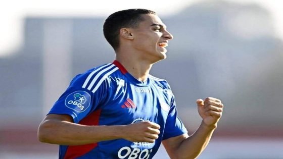 سيلتا فيغو يتعاقد مع الجناح المغربي الأصل يونس العبدلاوي حتى 2029