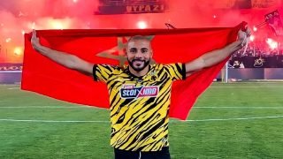 نور الدين أمرابط يفسخ عقده مع آيك أثينا بالتراضي بعد مسيرة مميزة