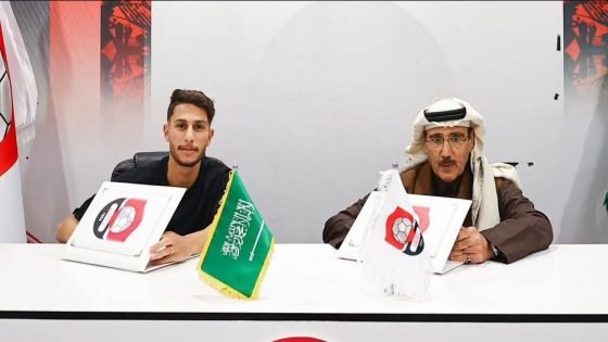 الرائد السعودي يعزز صفوفه بالتعاقد مع الجزائري يوسري بوزوق
