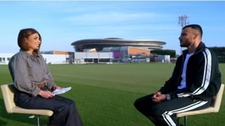 رومان سايس ينفي وجود أي مفاوضات بينه وبين الوداد ويوضح حقيقة اعتزاله