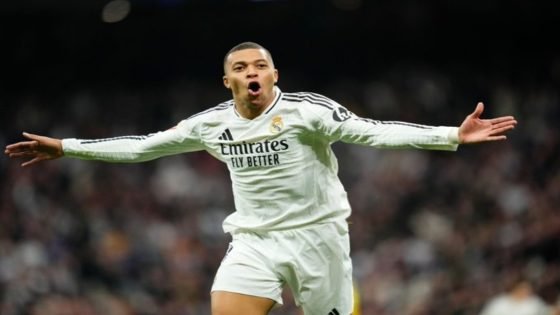 الصحافة الإسبانية تحتفي بمبابي: القائد الذي يقود ريال مدريد للقمة