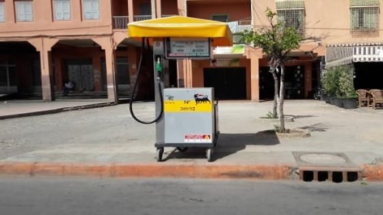 “قنابل موقوتة”.. مطالب عاجلة لوقف انتشار مضخات البنزين العشوائية بمراكش