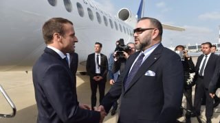 ماكرون يوجه دعوة رسمية للملك محمد السادس لزيارة باريس