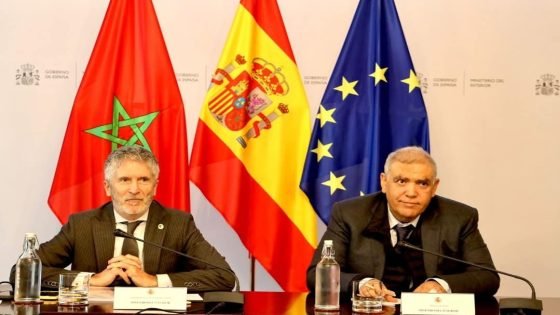 وزيرا الداخلية المغربي والإسباني يتباحثان سبل التعاون الأمني لتنظيم كأس العالم 2030