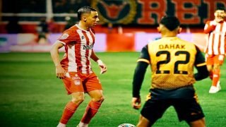 التعادل السلبي يحسم مواجهة النادي المكناسي واتحاد تواركة في البطولة الاحترافية