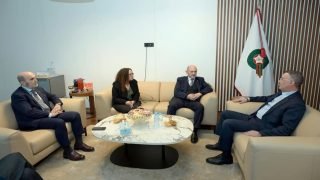 استقبال فوزي لقجع لرئيس الاتحاد الإسباني وتعزيز التعاون لتنظيم مونديال 2030