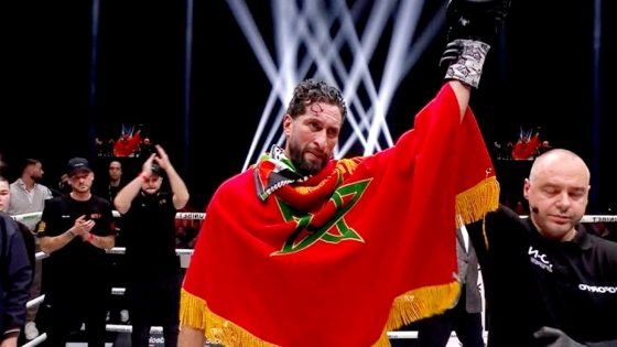 جمال بن صديق يسطع في عودته القوية إلى حلبة ‘غلوري’ بفوز ساحق على يوكو يورجندال”