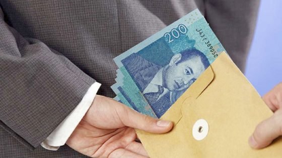 تفاصيل توقيف شرطي متلبسا بتسلم رشوة بمراكش