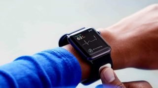 مقياس جديد باستخدام الساعات الذكية لقياس صحة القلب