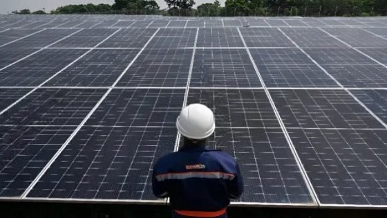 تحقيقات مالية تكشف شبكة فساد في الصفقات العمومية