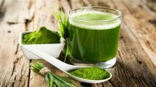 الكلوروفيل كمكمل غذائي: فوائد محتملة وأدلة علمية محدودة