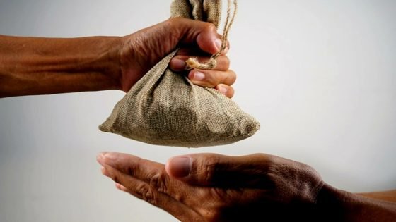 صدور مرسوم جديد ينظم جمع التبرعات وتوزيع المساعدات الخيرية بالمغرب