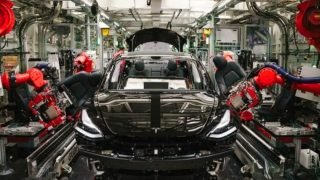 تسلا تختار المغرب لتشييد أول مصنع لها في إفريقيا