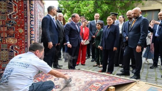 الأميرة للا حسناء تزور المهرجان الدولي للسجاد بأذربيجان وتكرم التراث اللامادي المشترك