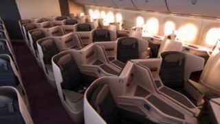 لارام تعتمد نظام ترفيه جديد على متن طائراتها بشراكة استراتيجية