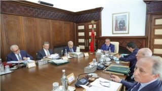 مجلس الحكومة يصادق على حزمة مشاريع قوانين ومراسيم