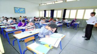 وزارة التربية تشدد على استمرار الدراسة إلى غاية 28 يونيو للمستويات غير المعنية بالامتحانات