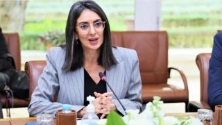 نادية فتاح تؤكد التزام الحكومة باستقرار الأسعار ودعم النمو الاقتصادي وسط تراجع مستمر للتضخم