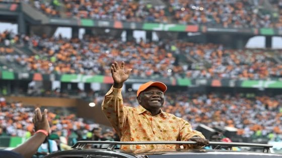 واتارا يتعهد بانتخابات سلمية وسط جدل حول ترشحه لولاية رابعة