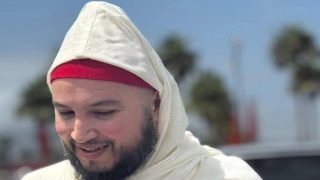 البودشيشيون ينهون الانقسام ويزكون معاذ شيخاً للطريقة