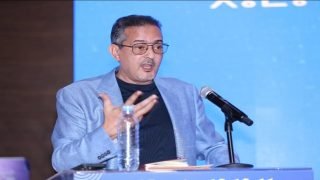 هشام المهاجري يوضح تصريحاته حول قطاع الصحة ويبدي استعداده للاعتذار