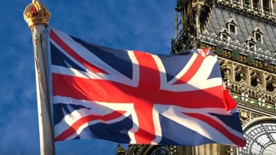 تباطؤ ملحوظ في قطاع الخدمات البريطاني وسط انخفاض حاد في الطلبات الجديدة