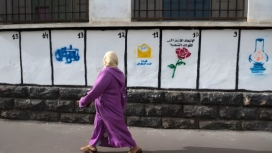 السياسة في مفترق الطرق .. الدولة تقود والمجتمع يبحث عن صوت