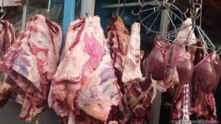 العيد مر والأسعار لم تنخفض ..  اللحوم الحمراء ما تزال بعيدة عن متناول المغاربة