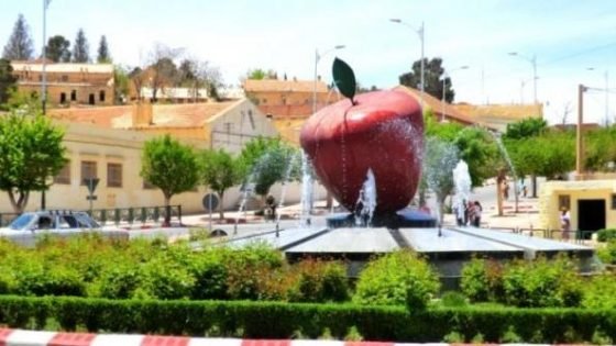 ملتقى التفاح بميدلت ينعش الحركة الاقتصادية ويعيد الحياة للسياحة الجبلية