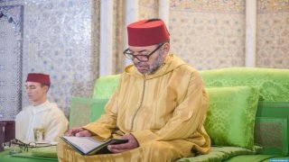 أمير المؤمنين يترأس حفلا دينيا إحياء للذكرى السابعة والعشرين لوفاة جلالة المغفور له الملك الحسن الثاني