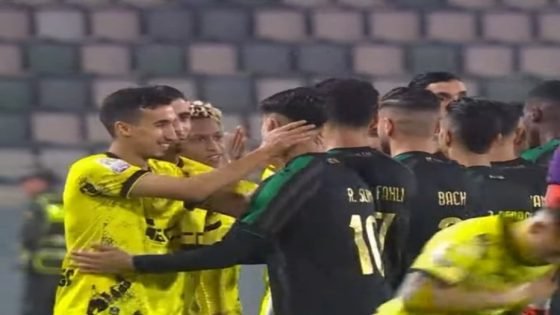 الجيش الملكي يتعادل أمام ضيفه المغرب الفاسي بدون أهداف