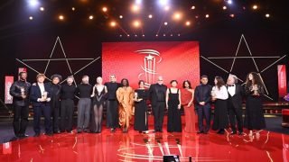 سماء بلا أرض” تتوج بالنجمة الذهبية في ختام مهرجان مراكش السينمائي 2025