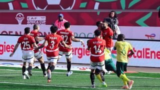 محمد صلاح يقود مصر للفوز على جنوب أفريقيا ويؤهل “الفراعنة” إلى ثمن النهائي